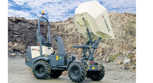 TA2SEH Les motobasculeurs terex sont construits pour résister aux chantiers les plus éprouvants. Nos tombereaux délivrent une puissance impressionnante à la demande tout en circulant avec aisance et précision dans les espaces restreints.